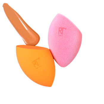 Real Techniques: pomarańczowa gąbka Complexion, różowa Powder Sponge i brązowy podkład. Widok pod kątem.
