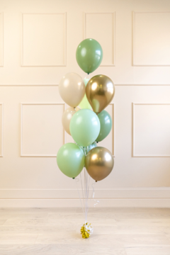 Zestaw 10 balonów lateksowych: pistacjowe, rozmarynowe, alabastrowe i złote glossy, idealne na urodziny/baby shower.