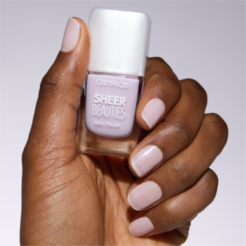 CATRICE Sheer Beauties ,lakier do paznokci, nr 100 Lavender Whispers,kompozycja-1