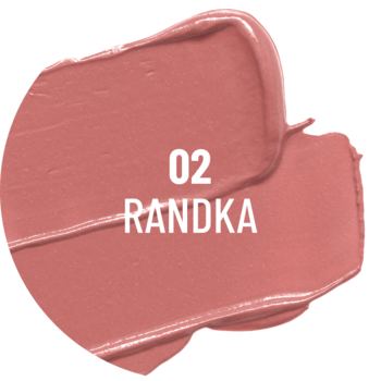 Błyszcząca pomadka Stars x Bryska, odcień Randka 02, kremowy, rozświetlający swatch w kolorze różowego koralu.