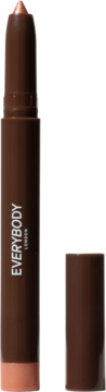Brokatowy cień w kredce Everybody London Shimmer Pen Copper. Brązowy sztyft z miedzianą końcówką i zdjętą skuwką.