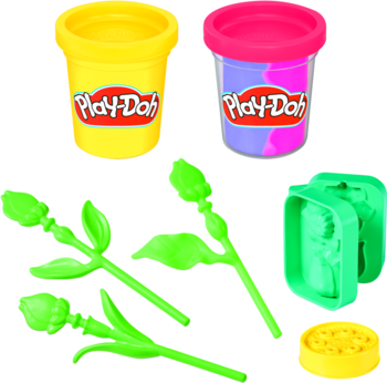 Play-Doh Małe Kwiatki zestaw: dwie tuby ciastoliny (żółta, różowo-niebieska) i zielone foremki do robienia kwiatów. Widok z góry.