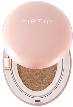 TIRTIR Mask Fit All Cover Cushion Mini 35N Walnut, otwarty, różowe opakowanie, widoczna nasączona gąbka.