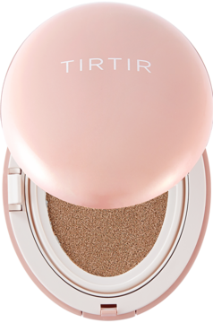 Otwarty, różowy podkład TIRTIR Mask Fit All Cover Cushion w odcieniu 35N, z widoczną gąbką. Długotrwałe krycie.
