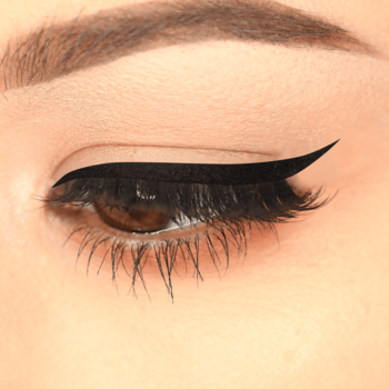 J.CAT BEAUTY Rock N' Glitz ,eyeliner w pisaku, nr 108 Tuxedo Mask,kompozycja-1