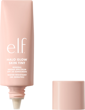 e.l.f. Halo Glow Skin Tint, różowa tubka z mineralnym filtrem SPF 50, wodoodporny, widok z przodu, odkręcona zakrętka.