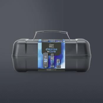 Ciemnoszara plastikowa skrzynka Dove Men+Care Clean Comfort, widok z przodu, z żelem, sprayem i sztyftem.