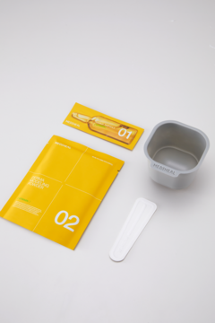 MEDIHEAL Derma Modeling Vitamin,zestaw do pielęgnacji twarzy, rozświetlający, ampułka do twarzy + maseczka peel off do samodzielnego przygotowania,kompozycja-1