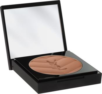 Bronzer YSL All Hours Hyper Bronze Buff Dune w otwartym czarnym kompakcie z lustrem, widok z góry, brązowy puder z logo.