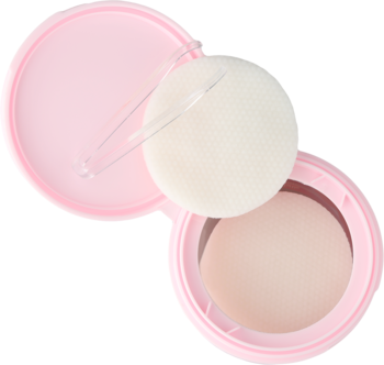 Różowy, otwarty kompaktowy puder do makijażu z białym puszkiem w przezroczystym uchwycie, widok z góry.