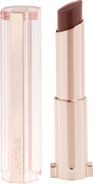 Lancôme Idôle Squalane-12 Butterglow, nawilżająca pomadka brązowo-nude Roast Me, wysunięta z metalowej oprawy, z zatyczką obok.