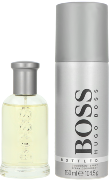 Zestaw Hugo Boss Boss Bottled: srebrny dezodorant w sprayu 150ml i flakon wody toaletowej 100ml z wytłoczonym logo, widok z przodu.