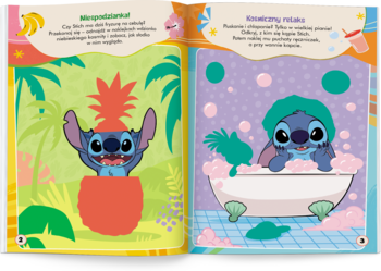 Kosmiteczki są w kropeczki – książka aktywności. Otwarte strony: Stitch w ananasie i w kąpieli.