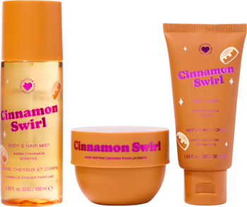 Cynamonowy zestaw Cinnamon Swirl: mgiełka, masło i żel do ciała w brązowych opakowaniach. Widok z przodu.