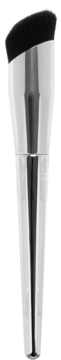 Profesjonalny pędzel do makijażu z gęstą, czarną, skośnie ściętą główką i długą, srebrną rączką. Widok z przodu.