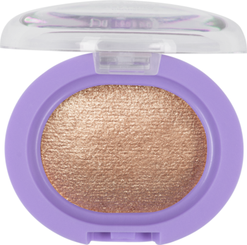 Wypiekany rozświetlacz do twarzy, miedziano-złoty, z widoczną teksturą, w otwartym lawendowym kompakcie.