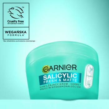 Krem Garnier Salicylic Fresh & Matte w turkusowym słoiku, ultralekki sorbet na niedoskonałości, z logo Cruelty Free.