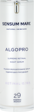 Elegancka biała butelka SENSUM MARE ALGOPRO Supreme Retinal Night Serum z pompką, 0.16% retinalu, widok z przodu.