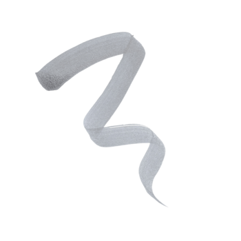 Fierce Flick Felt Eyeliner: intensywny, szary swatch wodoodpornego eyelinera w płynie, gruba falista linia.