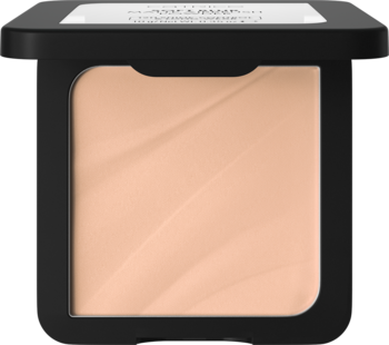 Matujący puder prasowany do twarzy, jasnobeżowy, w otwartym czarnym kompakcie. Widok z góry, z logo na wieczku.