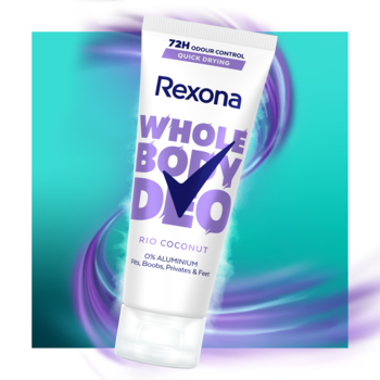 Biały dezodorant w kremie Rexona Whole Body Deo Rio Coconut 72h. Widok z przodu na turkusowo-fioletowym tle.