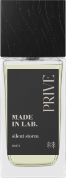 Perfumy męskie MADE IN LAB. silent storm w szklanej butelce z czarną etykietą i drewnianym korkiem, widok z przodu.