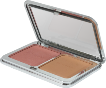 Otwarta paleta Blush & Bronze Duo: pudrowy róż i brzoskwiniowy bronzer w srebrnej kasetce, widok pod kątem.