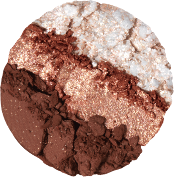 Zbliżenie na Kaja Beauty Bento Coral Sunrise trio cieni do powiek: beżowy shimmer, miedziany shimmer, ciemny brąz mat.