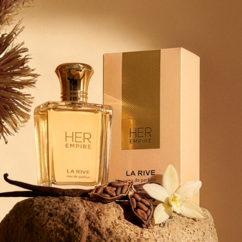 HER EMPIRE LA RIVE, elegancka złota butelka perfum i opakowanie, na tle wanilii, kakao i kamienia, widok z przodu.