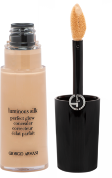 Giorgio Armani Luminous Silk Perfect Glow, beżowy płynny korektor w butelce, obok wyjęty aplikator z gąbką.