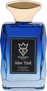 Bujairami New York unisex EDP w niebiesko-przezroczystej, fasetowanej butelce ze złotą nakrętką i czarną etykietą, widok z przodu.
