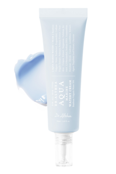Dr. Althea Aqua Marine Watery, wegański krem do twarzy w niebieskiej tubce z pompką, ze swatche'em.