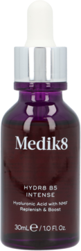 Medik8 HYDR8 B5 INTENSE, serum z kwasem hialuronowym w fioletowej butelce z zakraplaczem, widok z przodu.