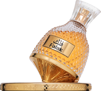 Złoty, fasetowany flakon perfum unisex Nusuk Falak z etykietą, stojący pod kątem na złotej podstawie.