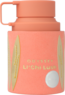 Perfumowana Armaf Odyssey Li'Chi Lush, łososiowa butelka z matową fakturą, złotymi wzorami liści, widok z przodu.