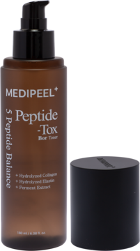 Medi-Peel Peptide Tox-Bor Toner, brązowa butelka z czarną pompką i odkręconą nakrętką, widok z przodu.