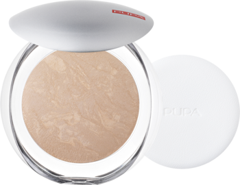 Wypiekany puder do twarzy Pupa z olejkiem jojoba, otwarty transparentny kompakt z beżowym pudrem. Obok biały aplikator.