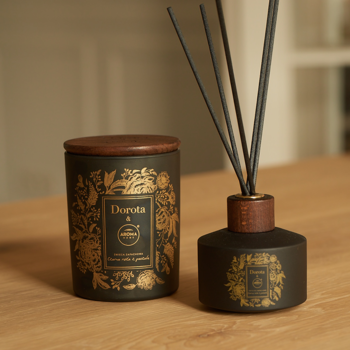 DOROTA & AROMA HOME ,świeca zapachowa, Czarna Róża z Paczulą,kompozycja-1
