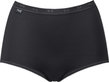 Czarne damskie majtki Sloggi Basic+ Premium Comfort, pełny krój, widok z przodu z logo na gumce.