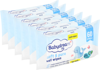 Sześć niebiesko-białych opakowań chusteczek nawilżanych Babydream soft & pure z aloesem, 60 sztuk.