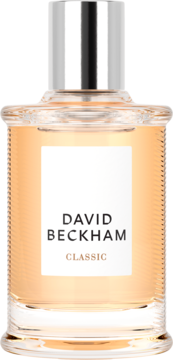 David Beckham Classic EDT w szklanej butelce z bursztynowym płynem, teksturowane boki, srebrna nakrętka, widok z przodu.