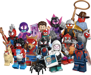 Kolekcja LEGO Minifigurek Spider-Verse, m.in. Miles Morales i Gwen Stacy. Widok z przodu, na białym tle.