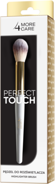 Pędzel do rozświetlacza Perfect Touch 4 More Care w białym kartoniku, złote detale, widok z przodu.