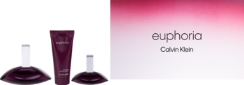 Zestaw Calvin Klein Euphoria: dwie ciemnofioletowe butelki perfum o unikalnym kształcie i balsam, na tle z logo marki.