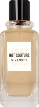 Perfumy Givenchy Hot Couture w szklanej butelce z beżowym płynem i czarną nakrętką, widok z przodu.