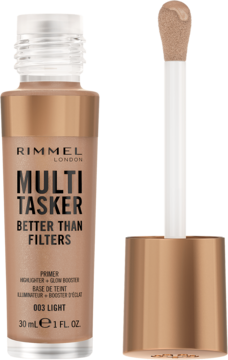 Rimmel Multi-Tasker Better Than Filters 003 Light, złota butelka z wyciągniętym aplikatorem i beżowym produktem.