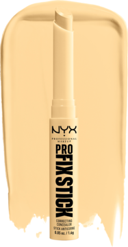 Korektor w sztyfcie NYX Pro Fix 03 yellow, widok z przodu na tle smugi produktu. Opakowanie beżowe z czarnym napisem.