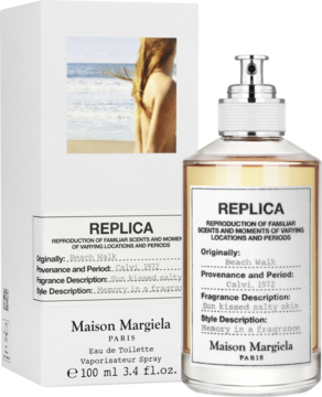 Maison Margiela Replica Beach Walk EDT, białe pudełko i butelka w stylu aptecznym z etykietą plażową, obok.
