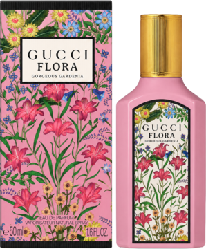 Różowe pudełko i butelka Gucci Flora Gorgeous Gardenia EDP, z kwiatowym wzorem lilii i mandarynki, widok z przodu.
