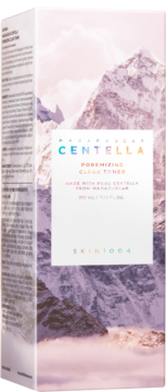 Tonik Skin 1004 Centella Poremizing Clear Toner w pudełku z górskim pejzażem, widok pod kątem.